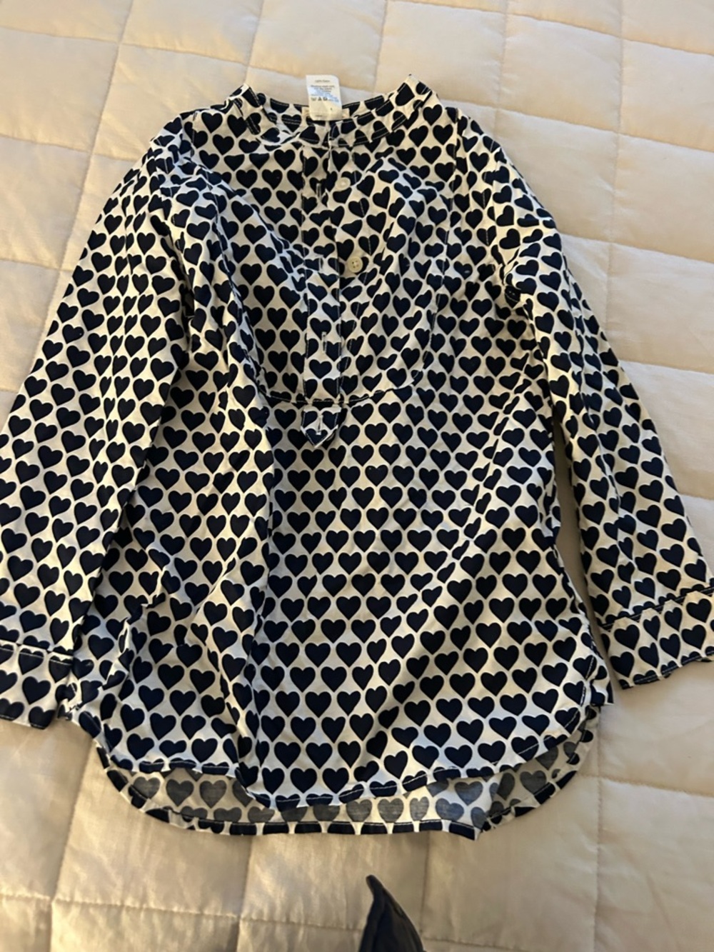 Girls Size 5 J Crew  Long-Sleeve Heart Print Blouse - Black & White